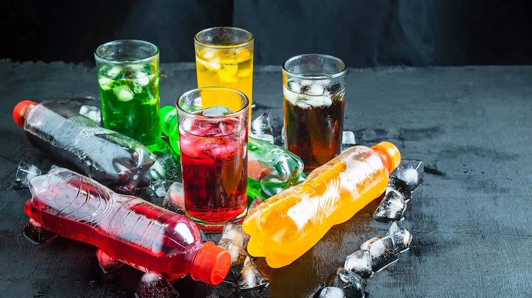 7 Proven Reasons Cold Drinks Are Harmful for Health image
